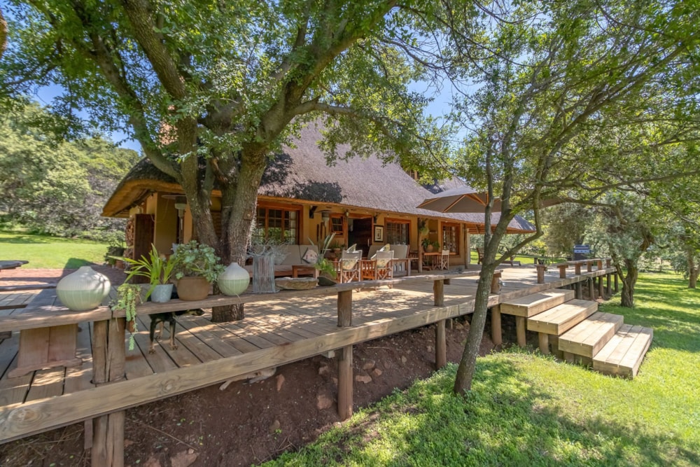 Double-storey house for sale in Letamo Game Farm - 1KR1692411