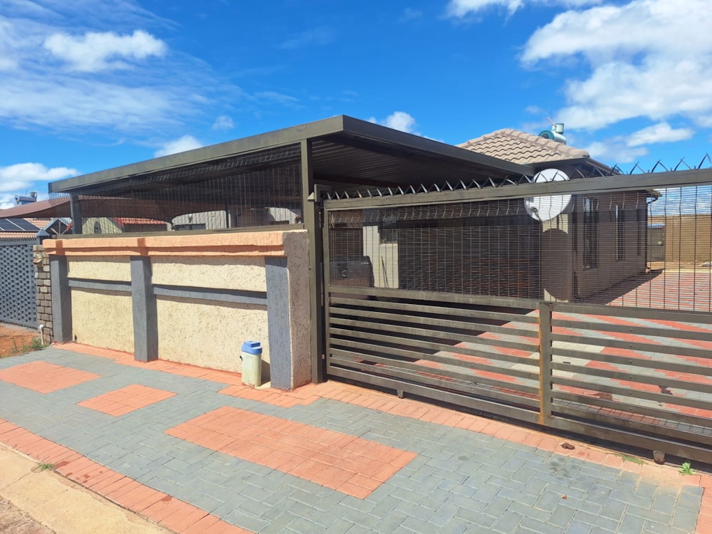 House for sale in Soshanguve East - PTM1691736 House for sale in Soshanguve East - PTM1691736
