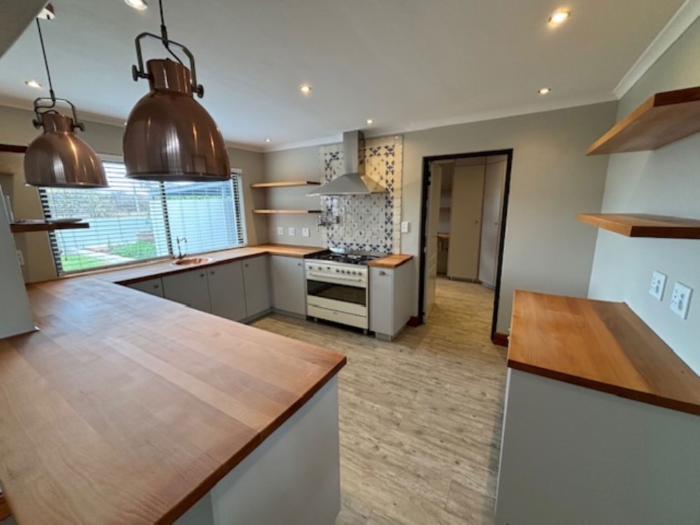 Single-storey cluster for sale in Finkenstein Estate, Namibia - 3NM1691778