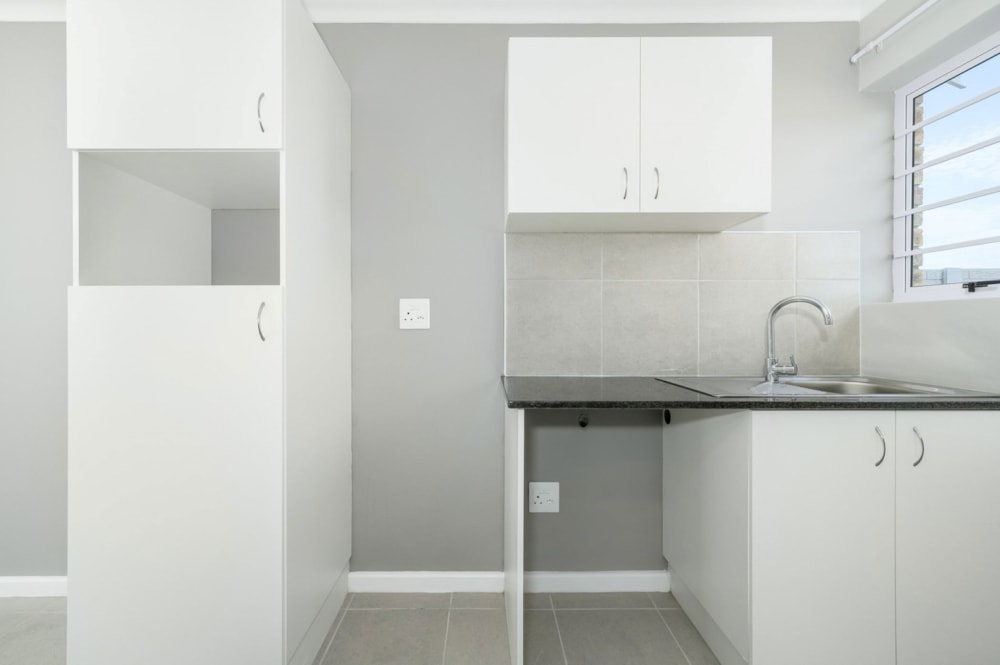 Apartment for sale in Fairview, Port Elizabeth, Gqeberha - 1PLZ1691782