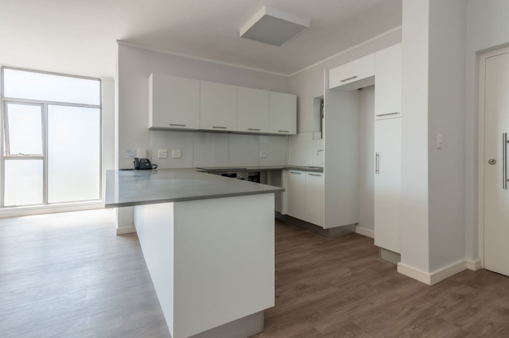 Apartment sold in Claremont Upper - KW1691817 Apartment sold in Claremont Upper - KW1691817