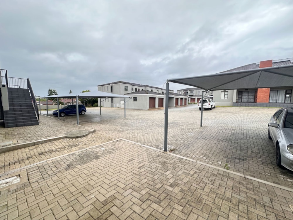 Apartment for sale in Brentwood Park, Port Elizabeth, Gqeberha - 1PLZ1692017 Apartment for sale in Brentwood Park, Port Elizabeth, Gqeberha - 1PLZ1692017