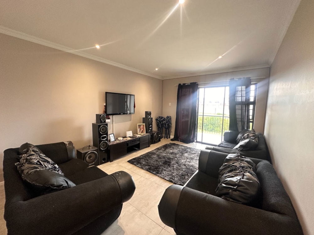 Apartment for sale in Brentwood Park, Port Elizabeth, Gqeberha - 1PLZ1692017 Apartment for sale in Brentwood Park, Port Elizabeth, Gqeberha - 1PLZ1692017