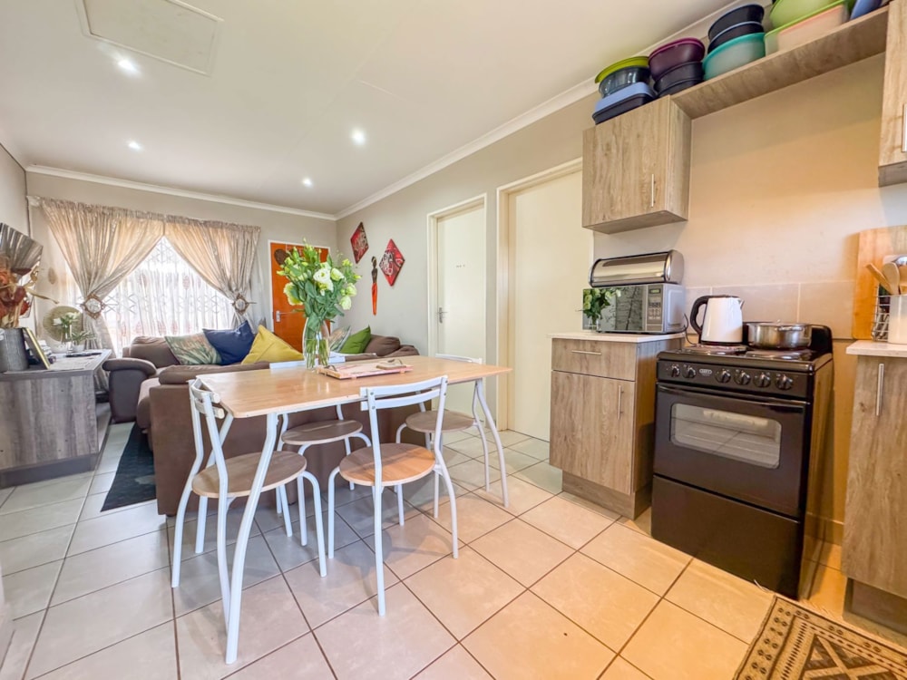 Townhouse for sale in Dawn Park - BOK1692034 Townhouse for sale in Dawn Park - BOK1692034