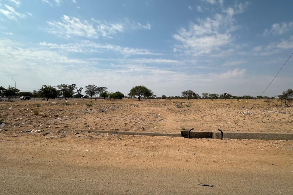 Commercial vacant land for sale in Matabeleland, Zimbabwe - 3ZB1692036