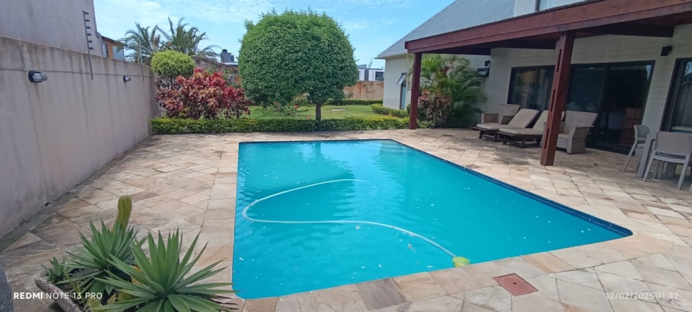 Double-storey house for sale in Costa do Sol , Mozambique - 3MQ1692151