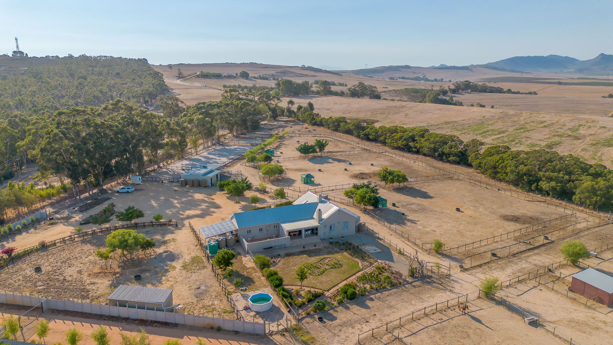 Equestrian farm for sale in Malmesbury - TK1694760