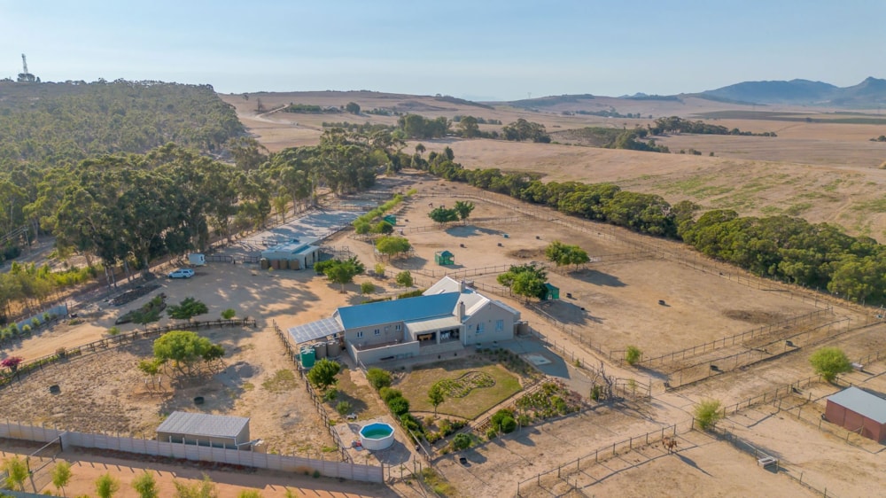 Equestrian farm for sale in Malmesbury - TK1694760