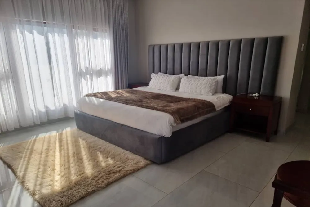 Townhouse for sale in Kumalo, Bulawayo, Zimbabwe - 3ZB1692123