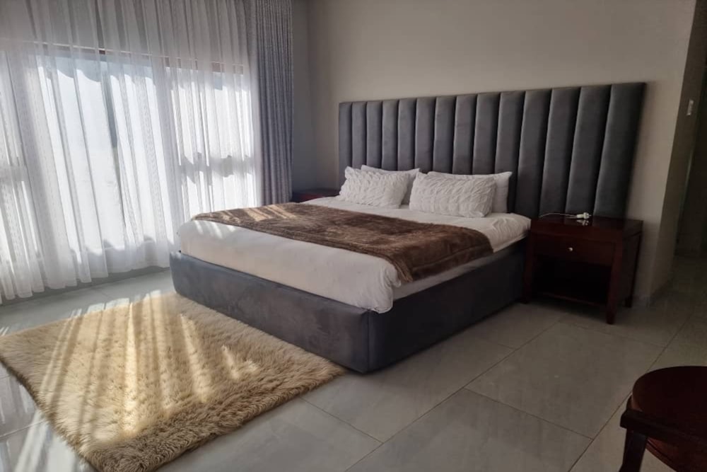 Townhouse for sale in Kumalo, Bulawayo, Zimbabwe - 3ZB1692123