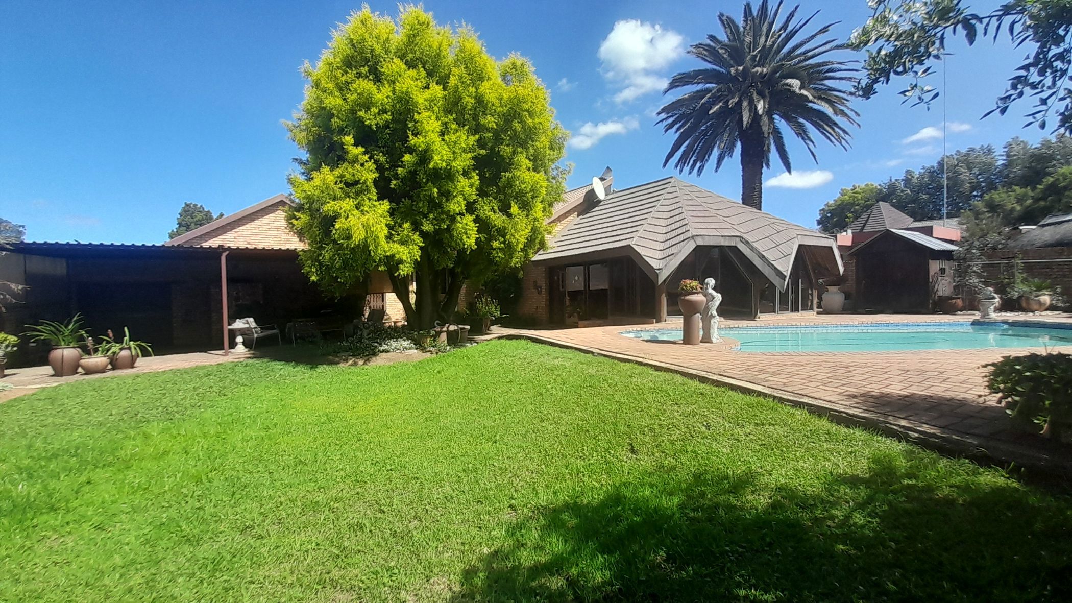 House for sale in Vanderbijlpark SE 3 - 1VT1692176
