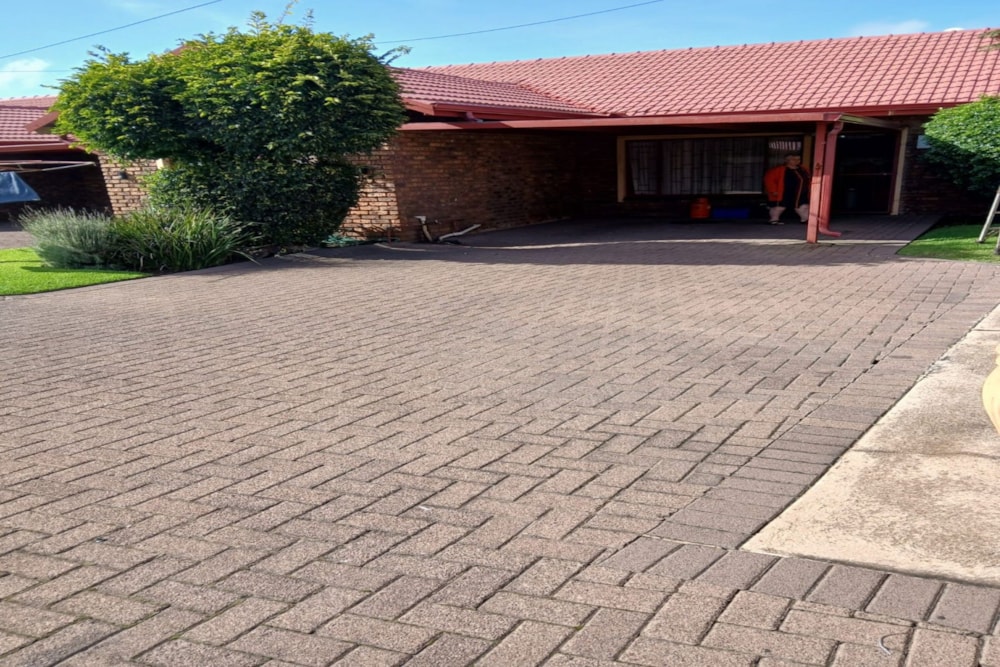 Commercial office for sale in Klipfontein , Witbank, eMalahleni - 1WD1692177