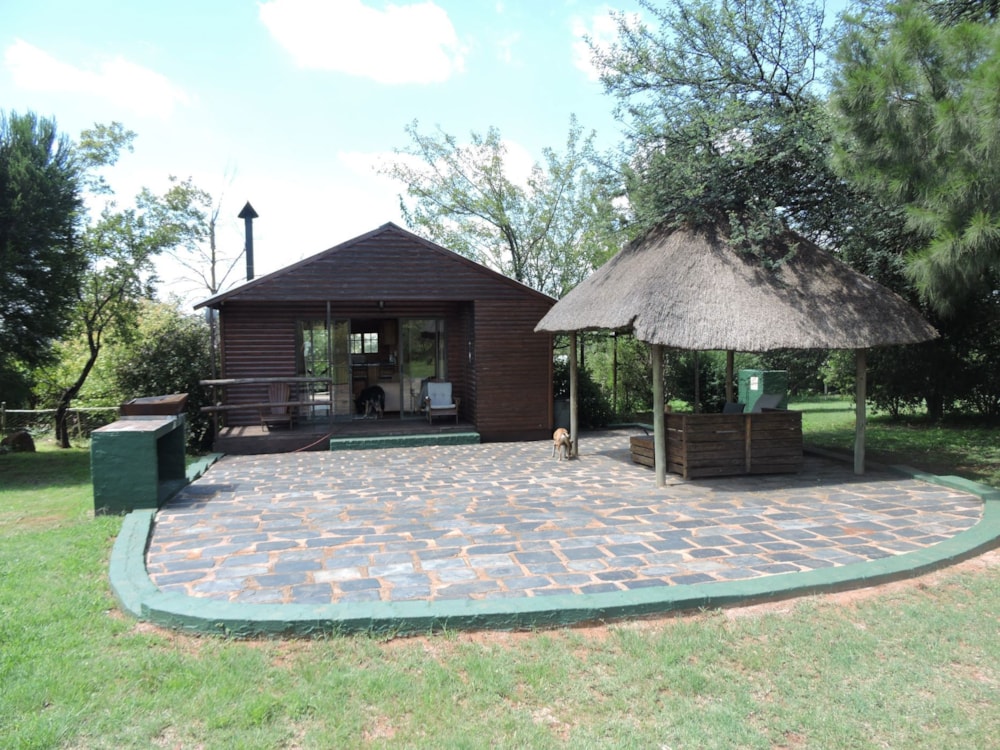 Smallholding for sale in Magaliesburg - 1RU1692302