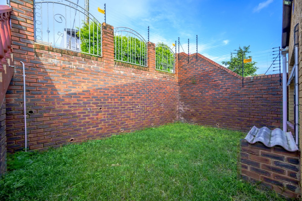 House for sale in Northcroft - 1ND1692216