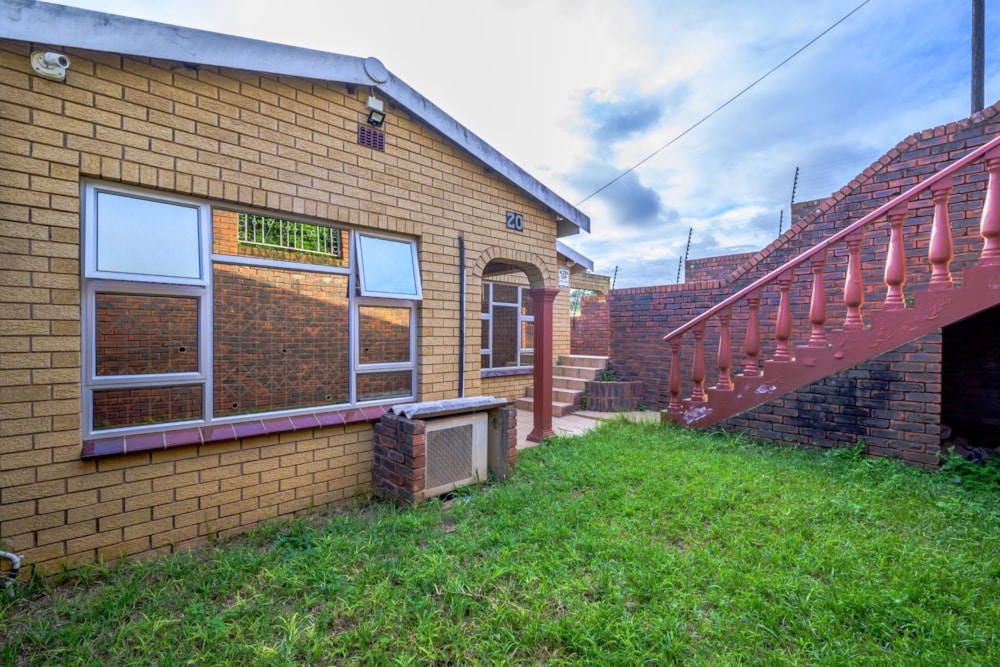 House for sale in Northcroft - 1ND1692216