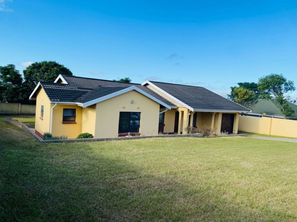 House let in Southernwood, Mthatha - 1MH1692382 House let in Southernwood, Mthatha - 1MH1692382