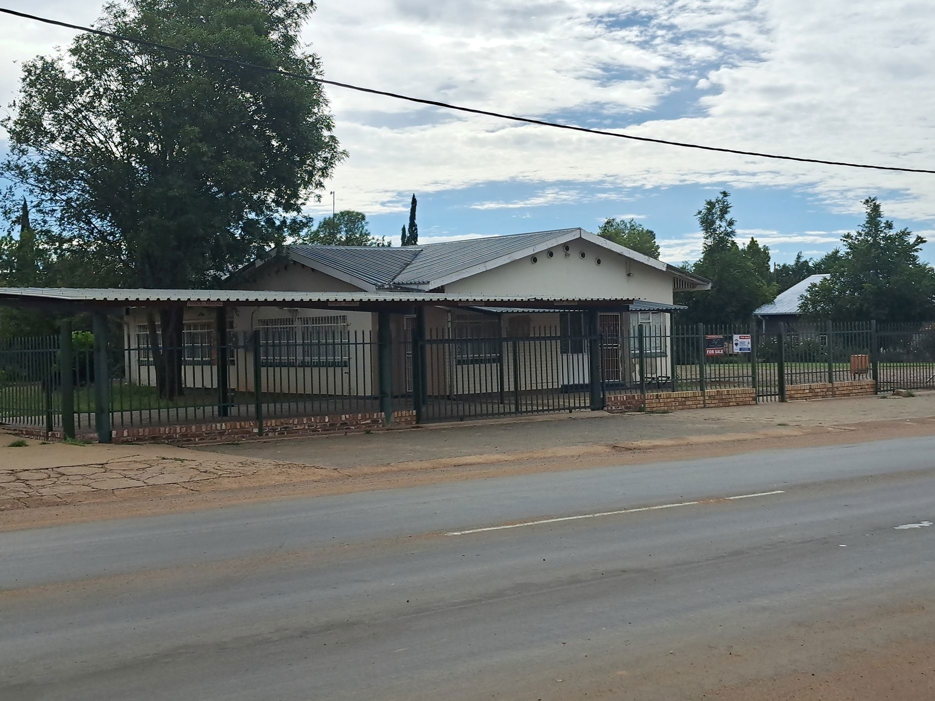 Commercial office for sale in Christiana, North West Province - 1KJ1692396