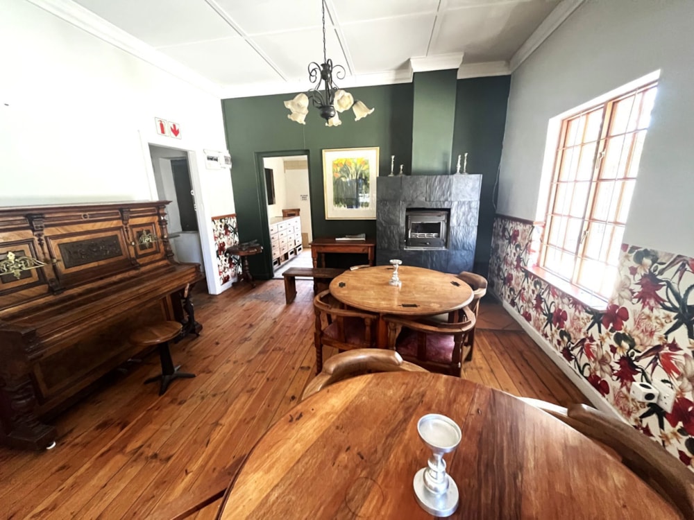 Commercial Building let in Gansbaai - 1SW1692376 Commercial Building let in Gansbaai - 1SW1692376