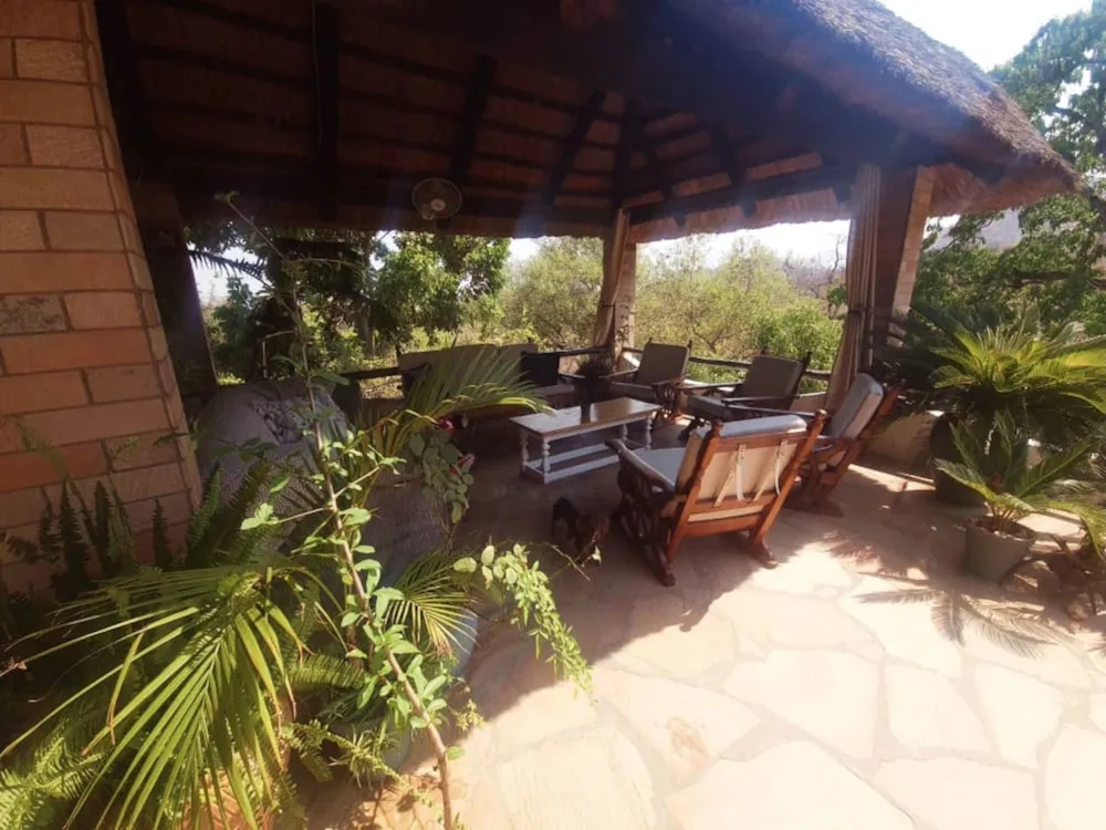 House for sale in Kariba, Zimbabwe - 3ZB1692391 House for sale in Kariba, Zimbabwe - 3ZB1692391