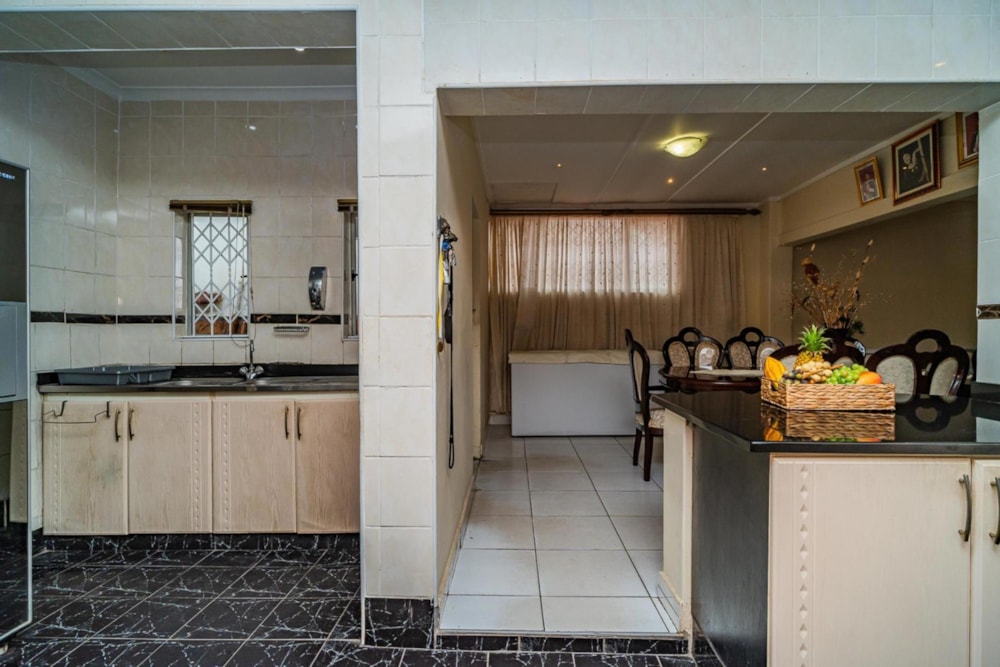 House for sale in Reservoir Hills - 1WP1692443 House for sale in Reservoir Hills - 1WP1692443