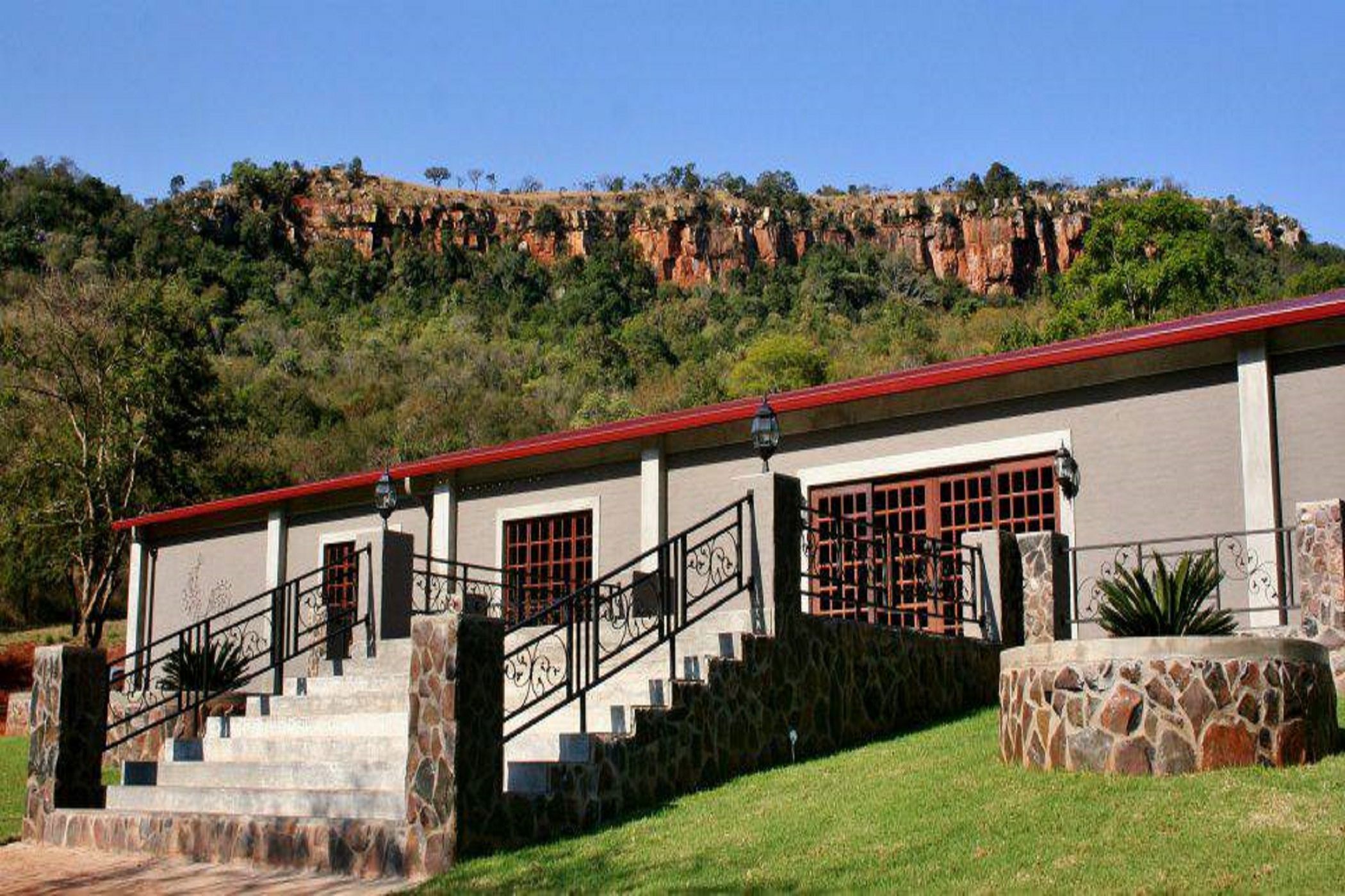 Commercial business for sale in Mbombela Central (Nelspruit Central) - 1NS1692478