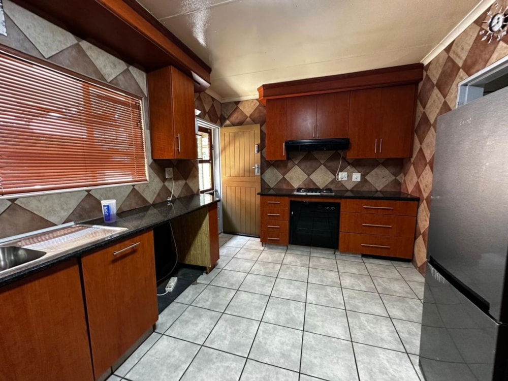 House let in Onverwacht, Limpopo Province - 1ER1692655 House let in Onverwacht, Limpopo Province - 1ER1692655