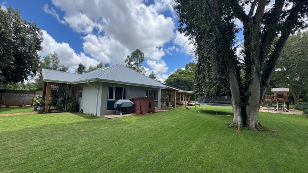 House for sale in Borrowdale, Zimbabwe - 3ZB1740217 House for sale in Borrowdale, Zimbabwe - 3ZB1740217