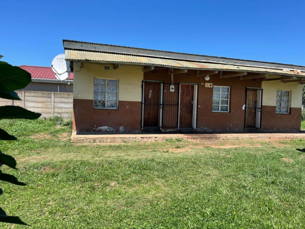 Commercial Building for sale in Norwood, Mthatha - 1MH1692547 Commercial Building for sale in Norwood, Mthatha - 1MH1692547
