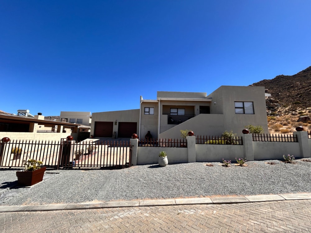 House for sale in Springbok - 1NA1738940