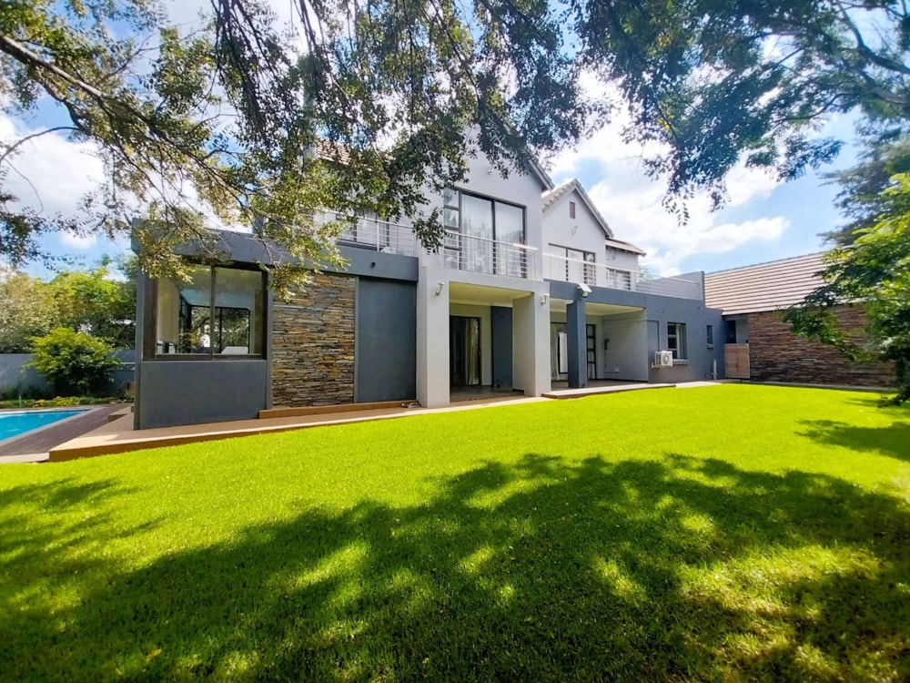 Security estate home for sale in Midstream Estate - CN1692440 Security estate home for sale in Midstream Estate - CN1692440