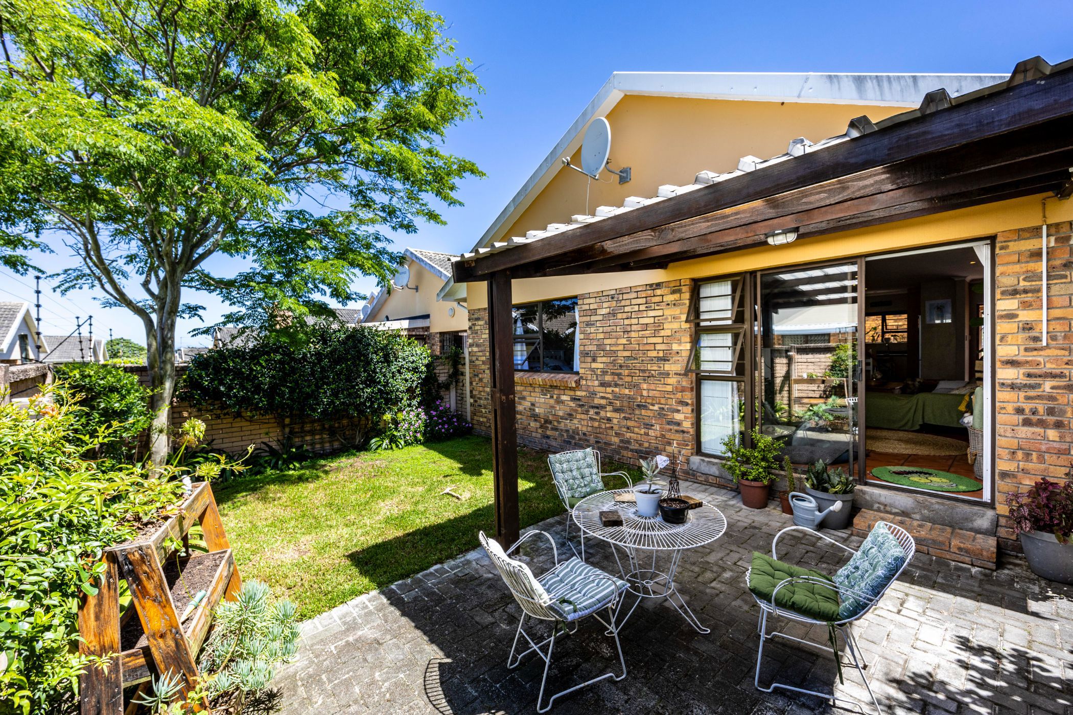 Townhouse sold in Gonubie - 1EZ1689057