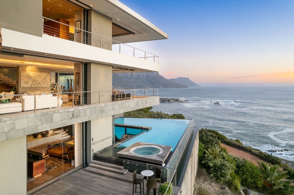 Multi-storey house sold in Bantry Bay - AS1658124 Multi-storey house sold in Bantry Bay - AS1658124