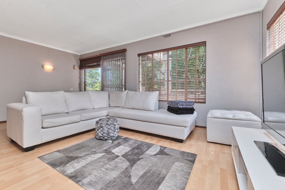 Apartment for sale in Rivonia - HP1689153