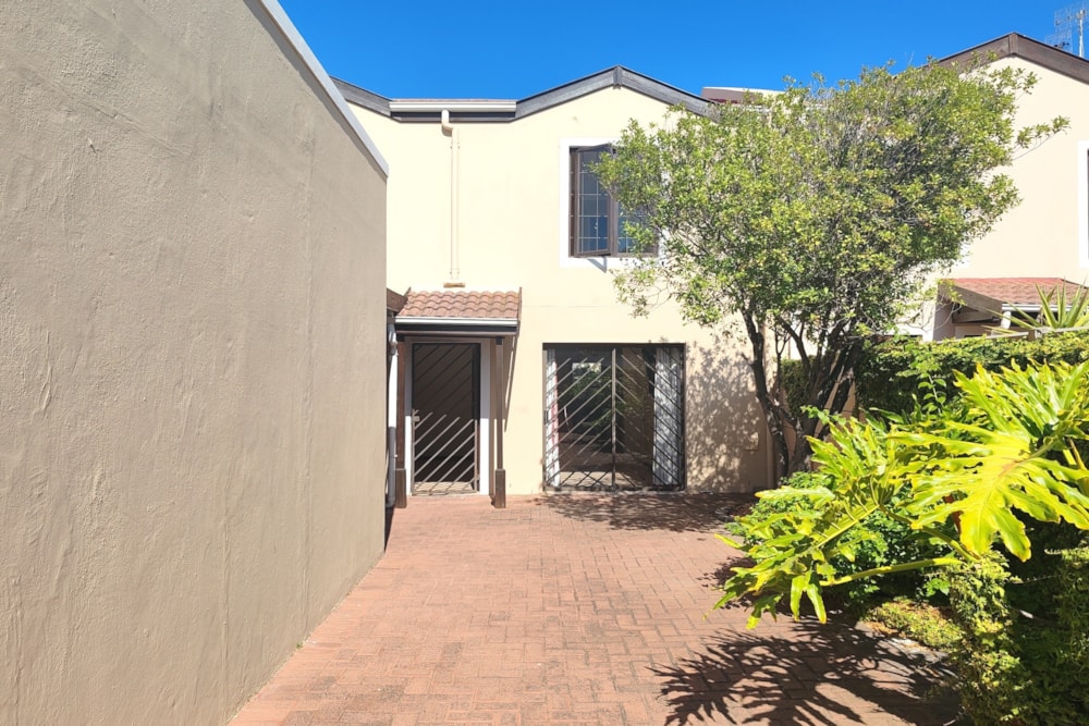 House let in Parklands - 1TV1692460