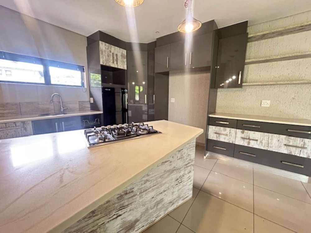 House to rent in Meer en See - 1RY1692111