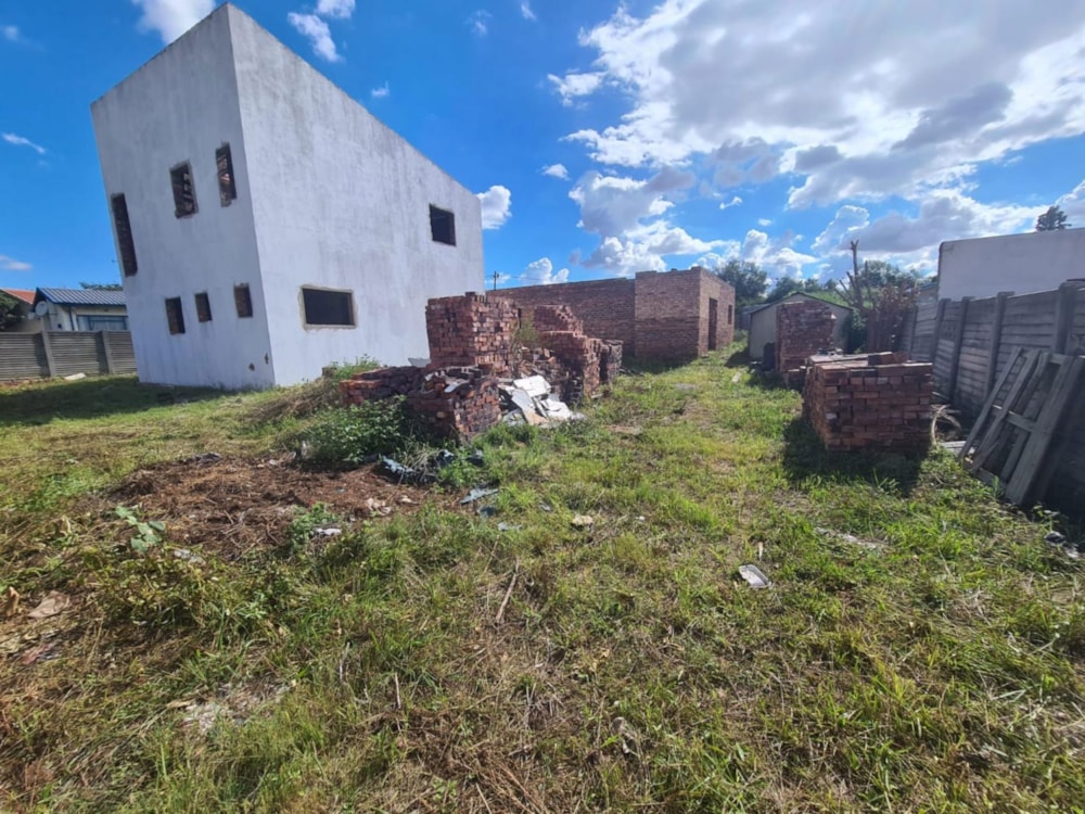 House for sale in Mackenzie Park - EN1691653 House for sale in Mackenzie Park - EN1691653