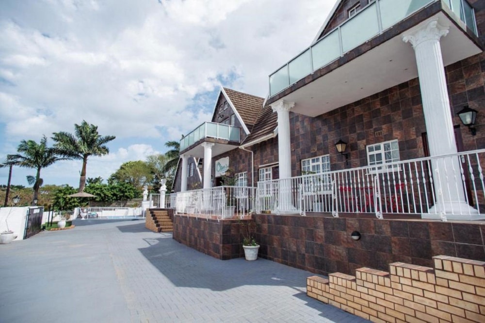 Double-storey house for sale in Mtunzini - 1RY1692278 Double-storey house for sale in Mtunzini - 1RY1692278