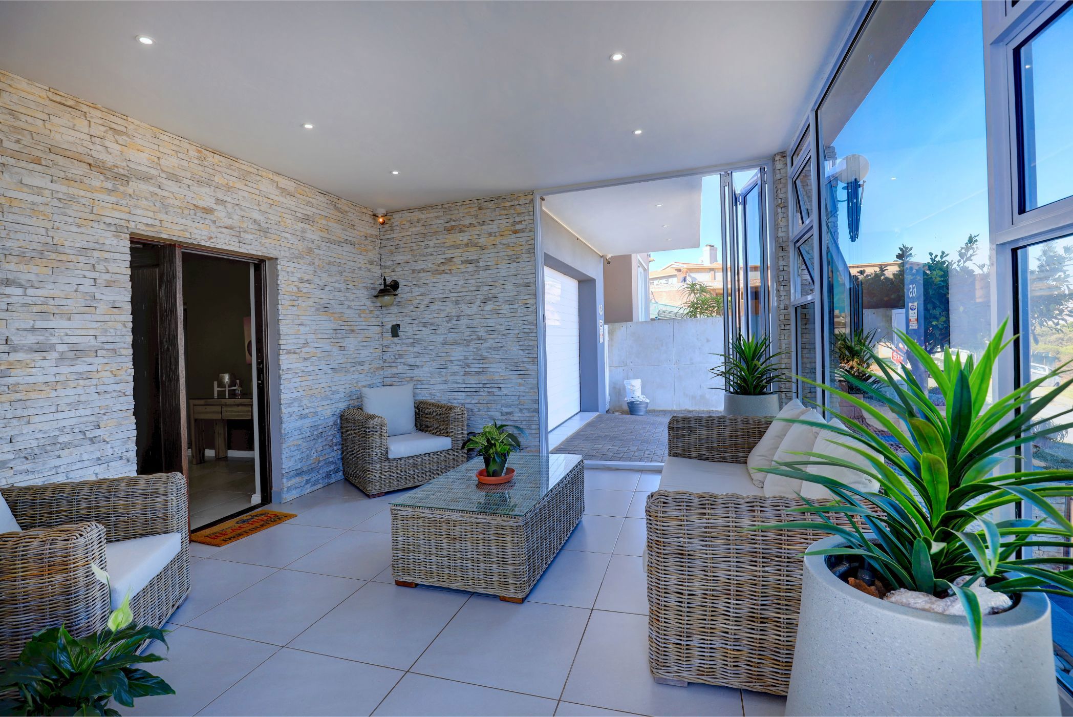 House for sale in Pinnacle Point Golf Estate - 1MB1608132