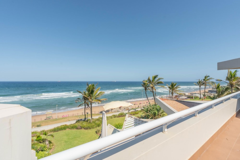 Penthouse apartment for sale in uMhlanga Rocks - 1ND1692474 Penthouse apartment for sale in uMhlanga Rocks - 1ND1692474