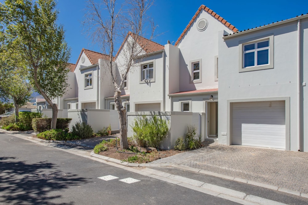 Golf estate house sold in Boschenmeer Golf Estate - VLV1684311 Golf estate house sold in Boschenmeer Golf Estate - VLV1684311