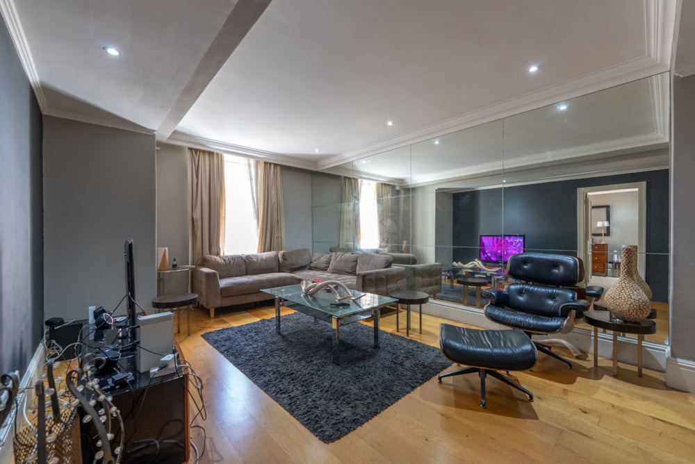 Apartment sold in Cape Town Central - AS1689218 Apartment sold in Cape Town Central - AS1689218