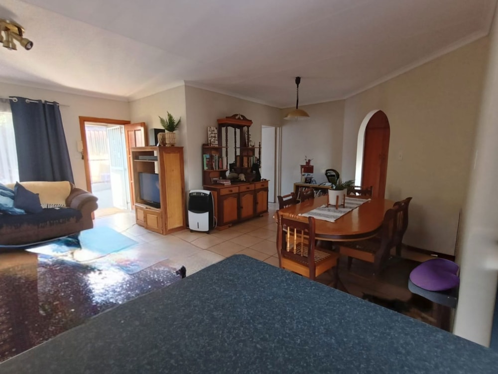 Townhouse let in Langenhovenpark - 1BX1689703 Townhouse let in Langenhovenpark - 1BX1689703