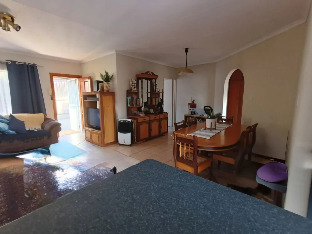Townhouse let in Langenhovenpark - 1BX1717555 Townhouse let in Langenhovenpark - 1BX1717555