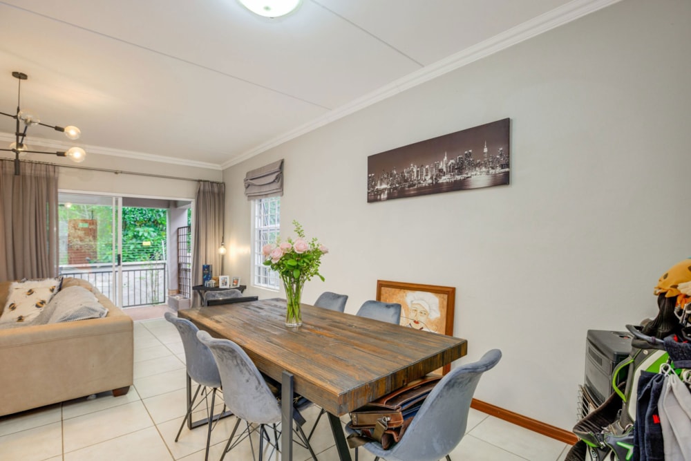 Apartment sold in Saxonwold - HP1689431 Apartment sold in Saxonwold - HP1689431