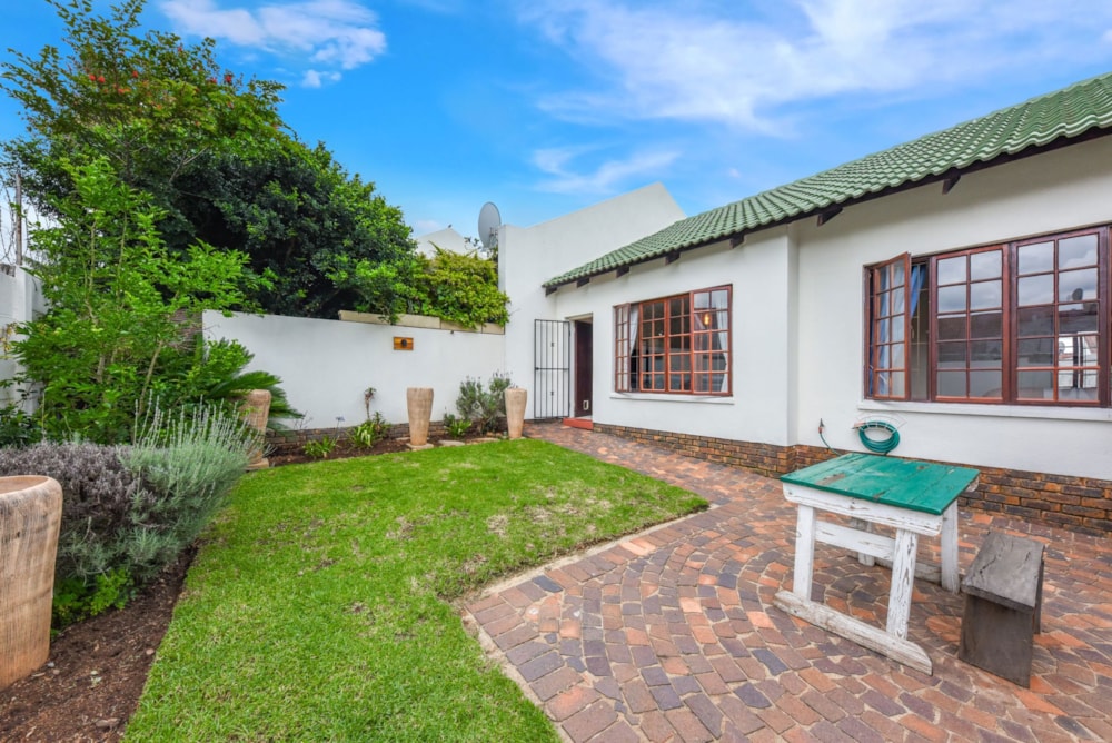 Townhouse sold in Paulshof - FW1690262 Townhouse sold in Paulshof - FW1690262