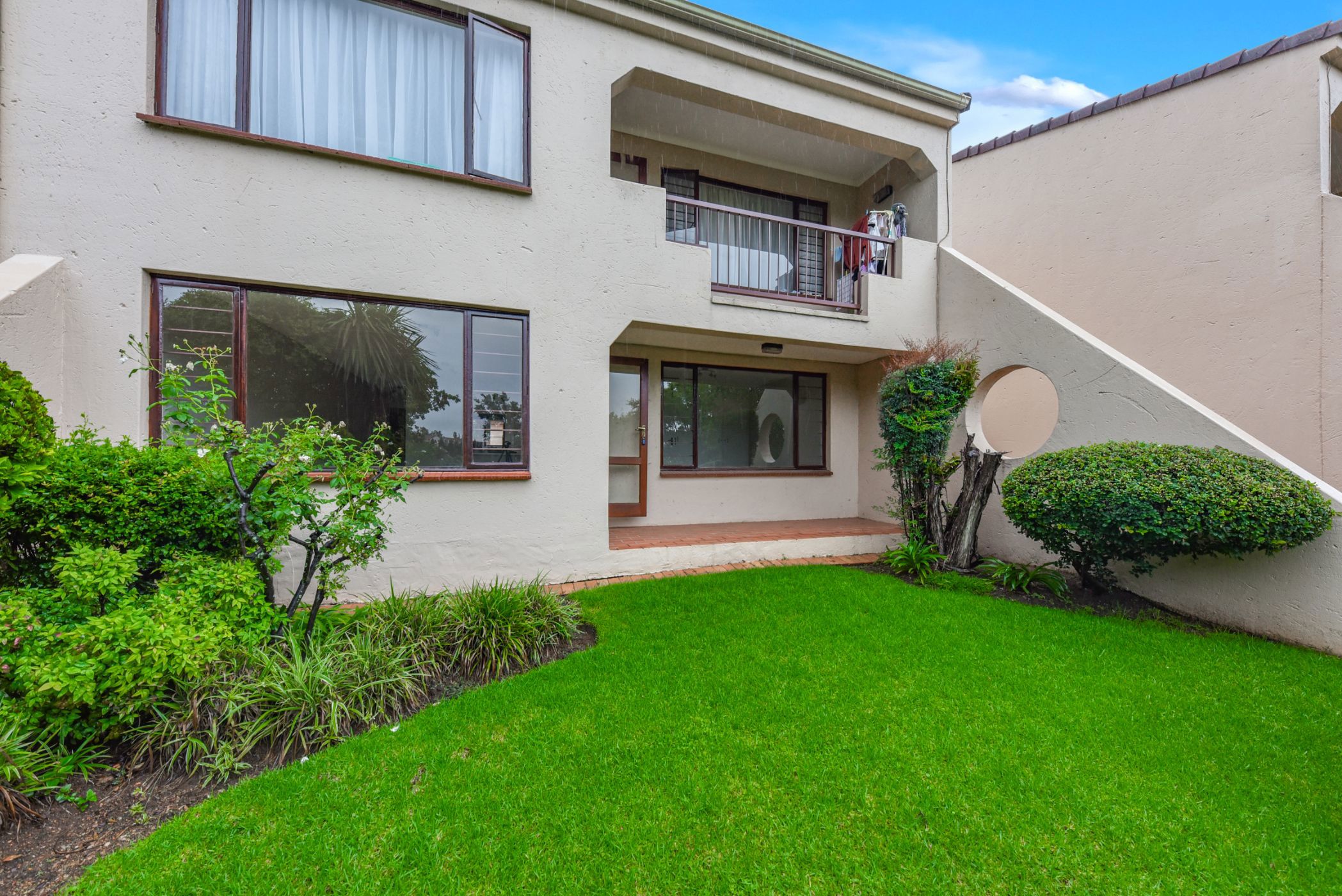 Apartment sold in Sunninghill - FW1691148