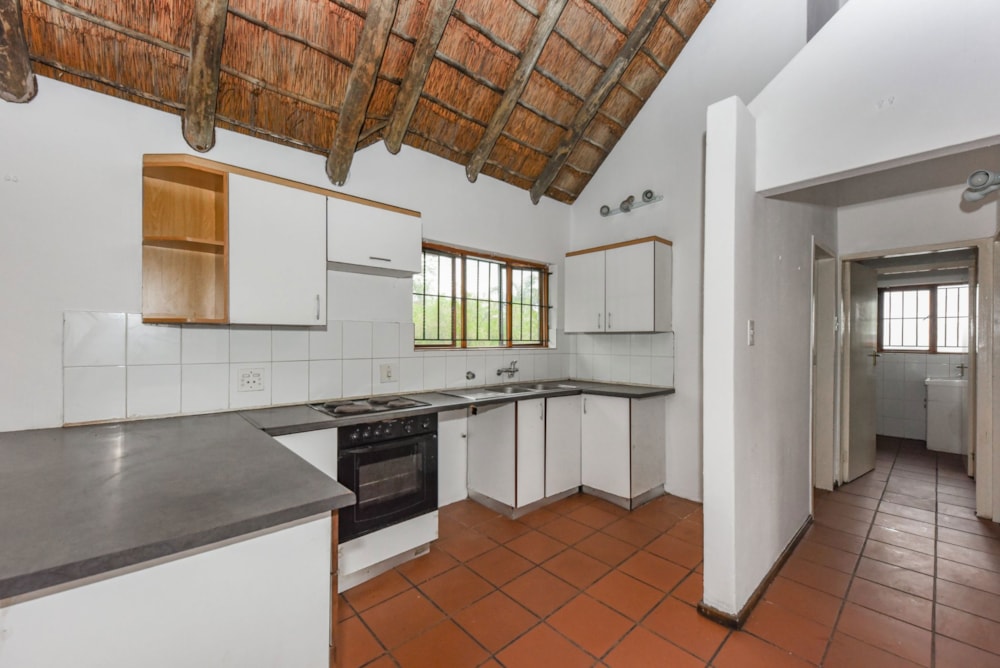 Apartment for sale in Sunninghill Gardens - FW1690196 Apartment for sale in Sunninghill Gardens - FW1690196