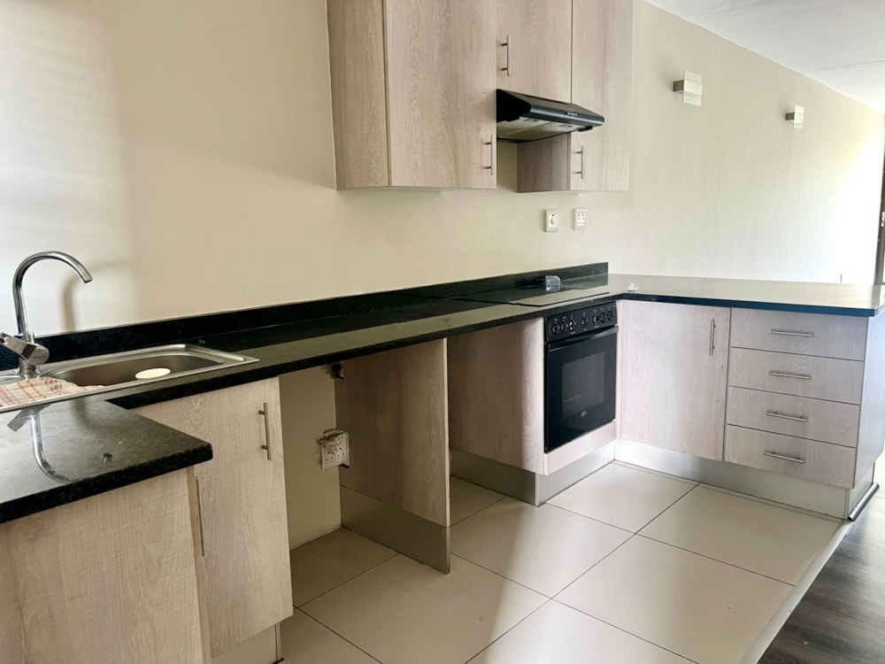 Garden apartment let in Morningside, Sandton - JBL1692145