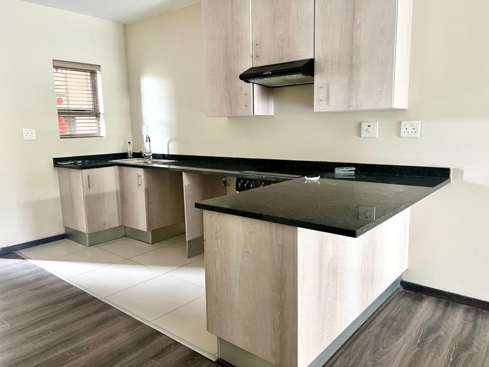 Garden apartment let in Morningside, Sandton - JBL1692145