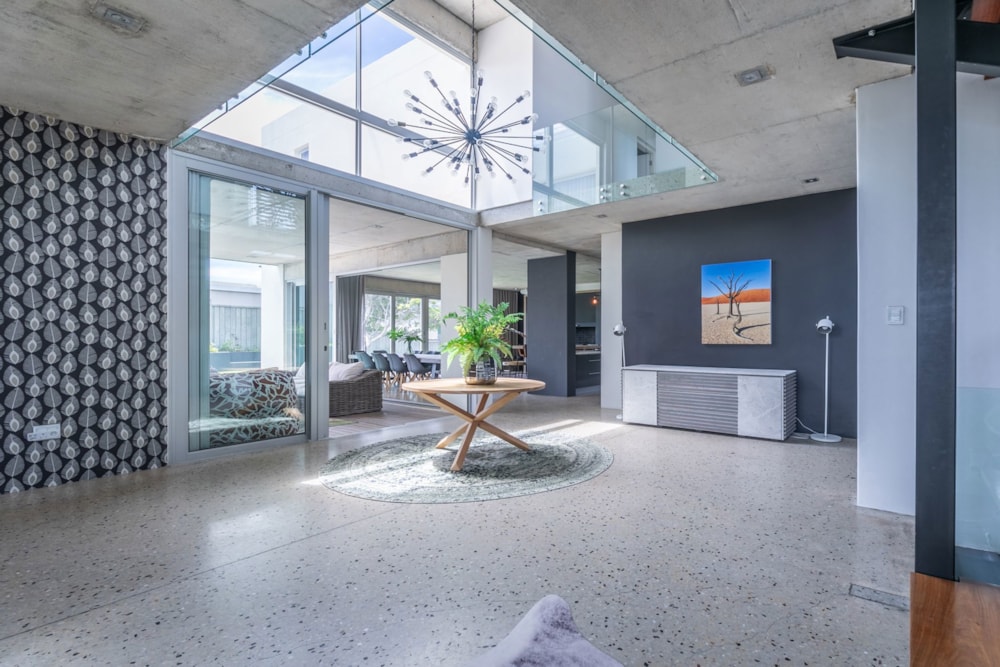 House for sale in Van Riebeeckstrand - 1TV1691015 House for sale in Van Riebeeckstrand - 1TV1691015